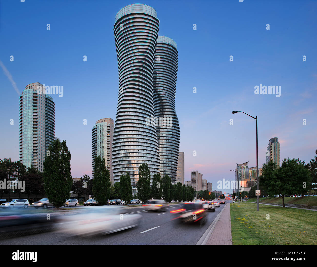 Absolute Weltneuheit Türme - Marilyn Monroe Towers - Mad Architekten - Mississauga - Toronto Vororte Stockfoto