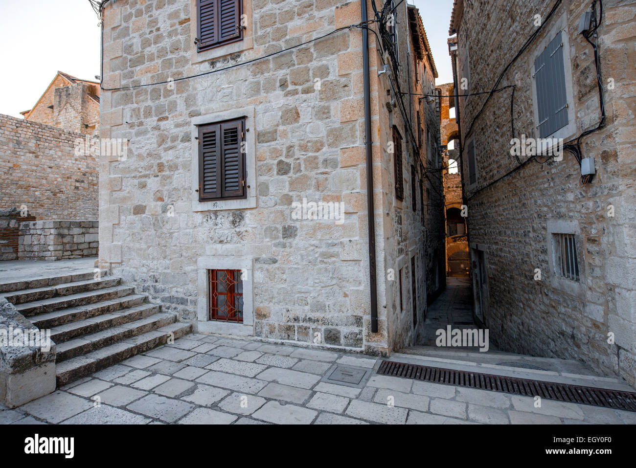 Alten Gebäude im Zentrum von Split-Stadt in der Nähe der Glocke Turm in Kroatien Stockfoto