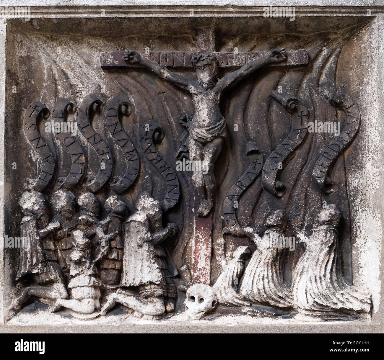 Kreuzigung auf der Grazer Dom, St. Giles in Graz, Steiermark, Österreich am 10. Januar 2015 gewidmet. Stockfoto