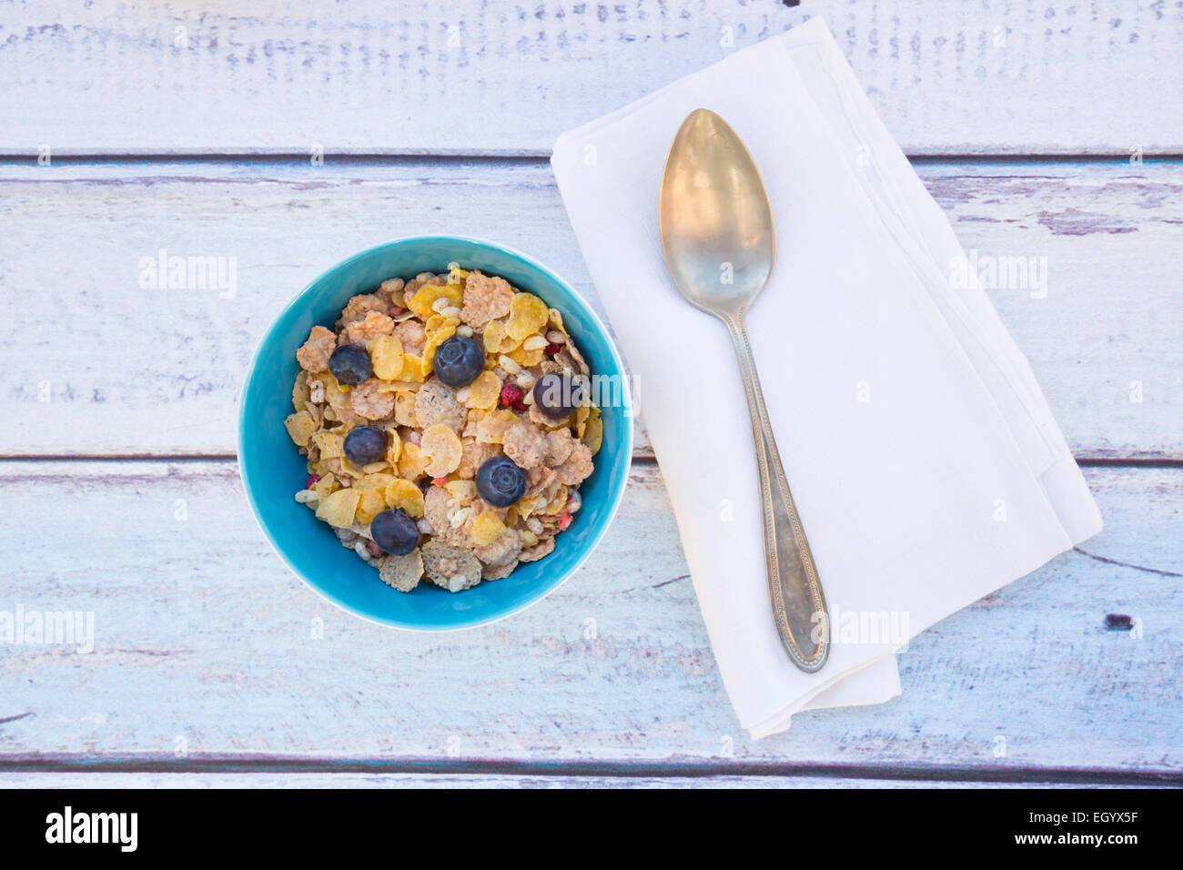 Glutenfrei-Müsli mit Heidelbeeren Stockfoto