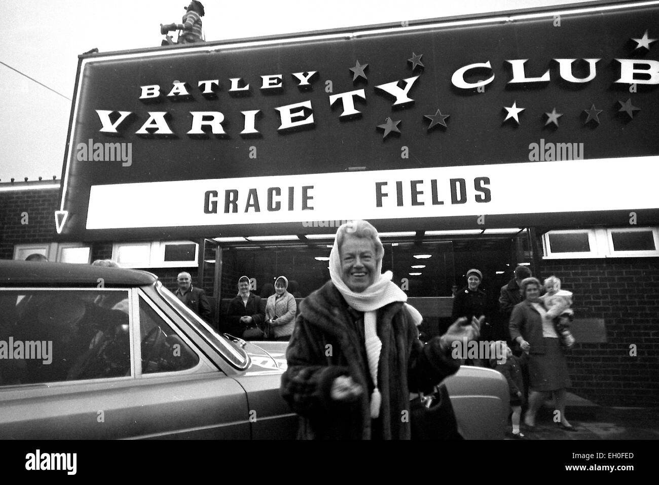 Gracie Fields in Yorkshire Stockfoto Gracie Fields in Yorkshire Stockfoto