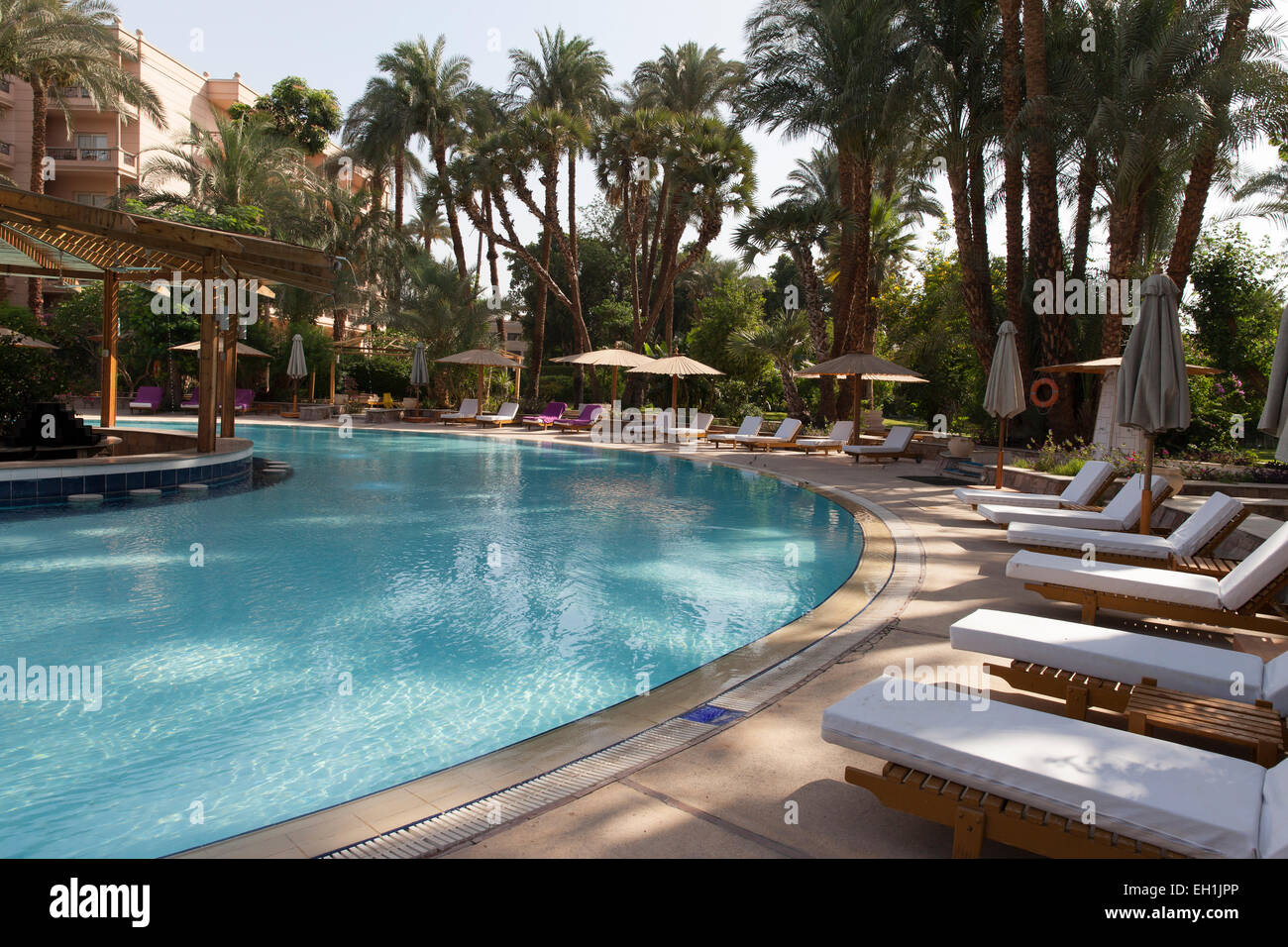 Pool im Old Winter Palace Hotel, Luxor, Ägypten. Stockfoto