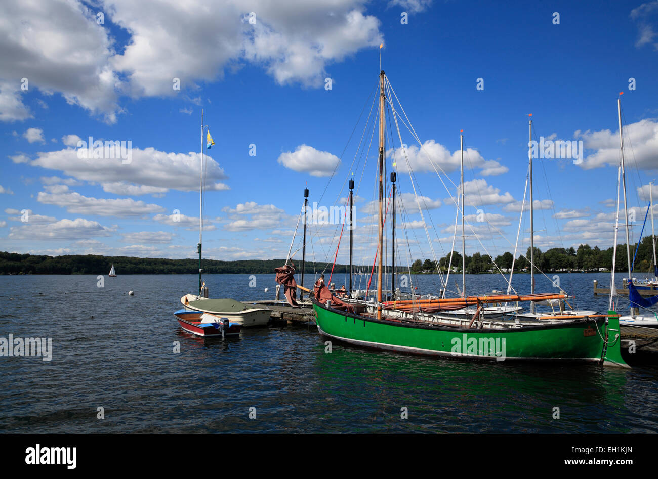 Ratzeburg, Segelboote am Ratzeburger See, Schleswig-Holstein, Deutschland, Europa Stockfoto