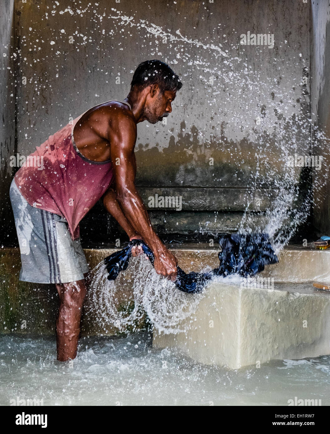 Dhobi waschen und Bügeln der Wäsche (Haus) Cochin, Indien Stockfoto