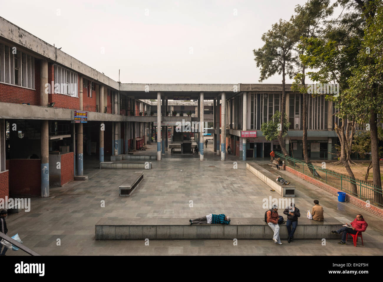 In der Nähe vom Busbahnhof im Stadtzentrum von Chandigarh, Indien Stockfoto