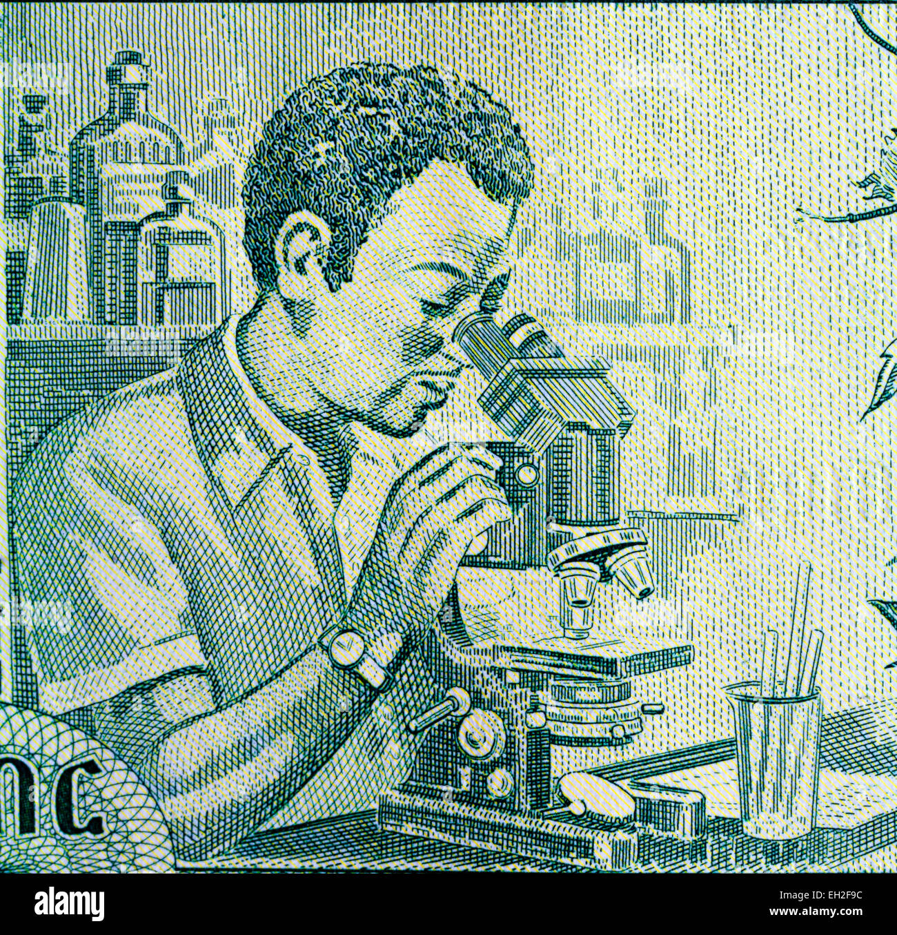 Mann mit einem Mikroskop im Labor von 100 Birr Banknote, Äthiopien, 2012 Stockfoto