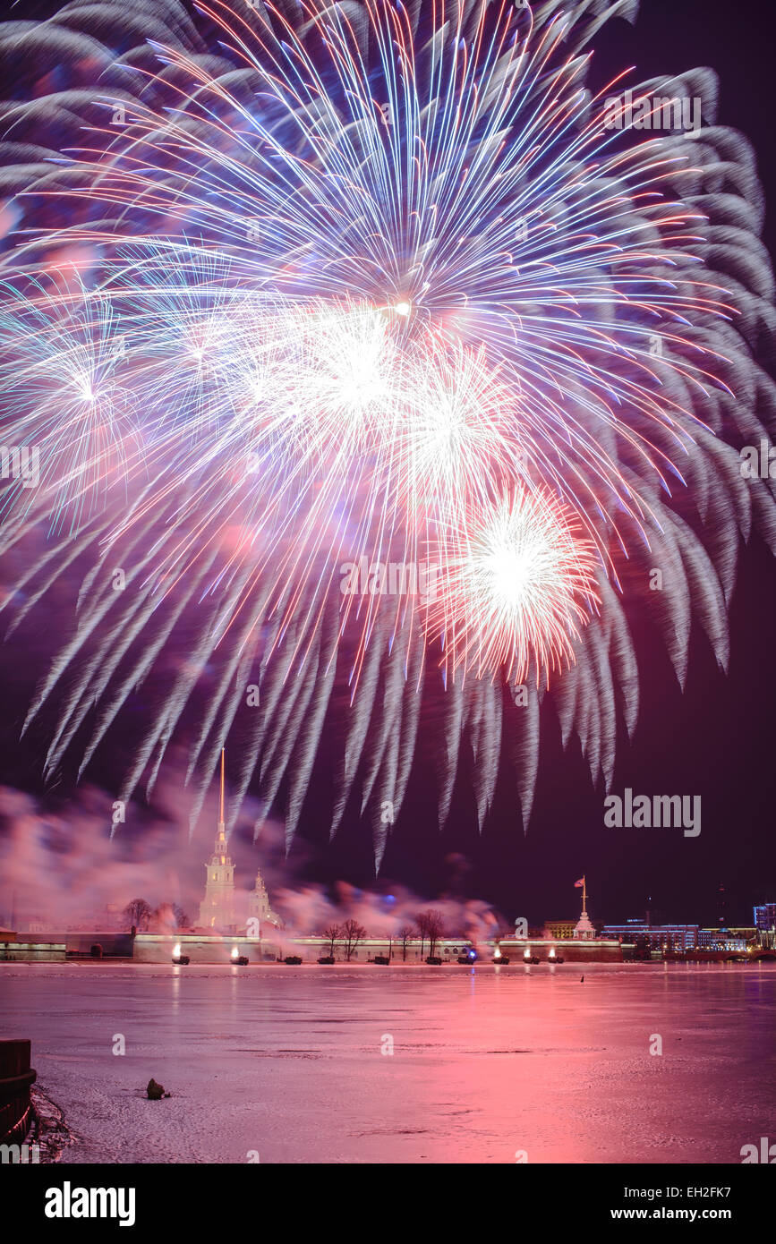 Feuerwerk in St. Petersburg Stockfoto