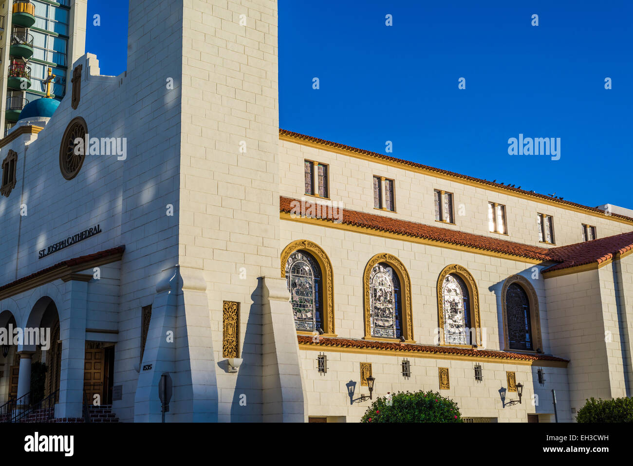St. Joseph römisch-katholische Kathedrale. Das Hotel liegt im Zentrum von San Diego, California, United States. Stockfoto