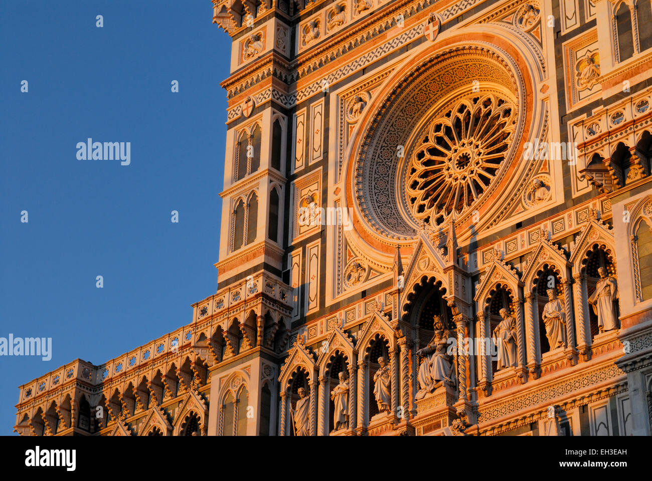 Detail des Doms - Kathedrale (Basilica di Santa Maria del Fiore), Florenz, Italien Stockfoto