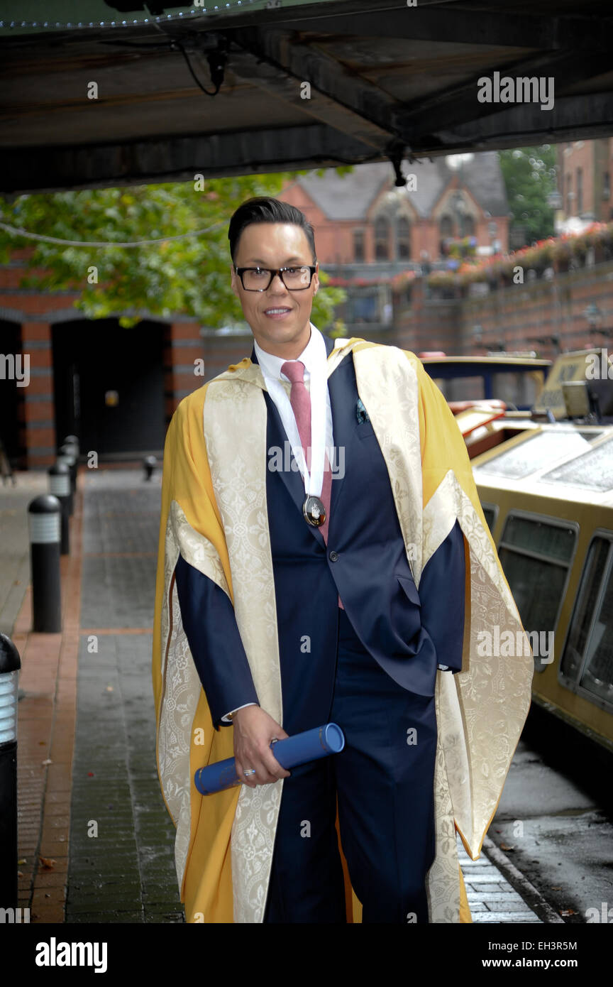 GOK Wan ist Ehrendoktor von Birmingham City University Featuring: Gok Wan wo: Birmingham, Vereinigtes Königreich bei: 01 Sep 2014 Stockfoto