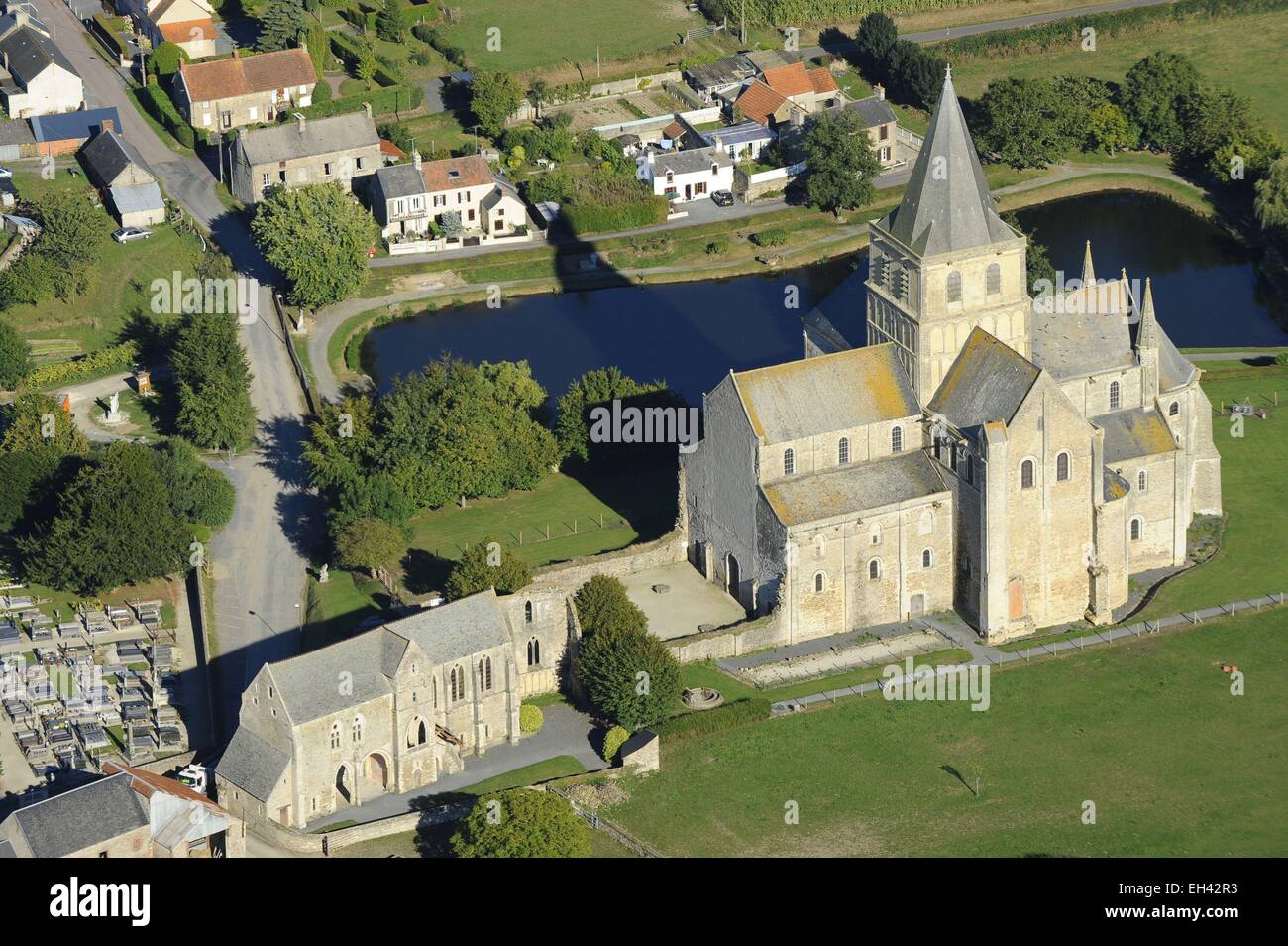 Cerisy la foret abbey Fotos und Bildmaterial in hoher Auflösung Alamy