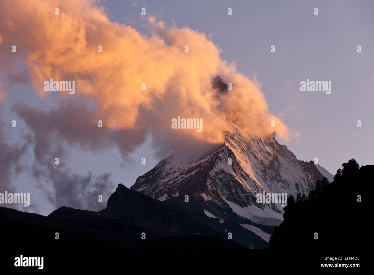 Schweiz, Kanton Wallis, Zermatt, das Matterhorn (4478 m) Stockfoto