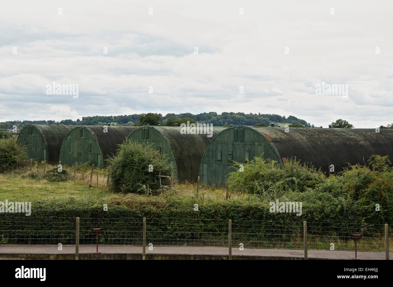 Grün Nissenhütten am Quainton Bahnhof Stockfoto