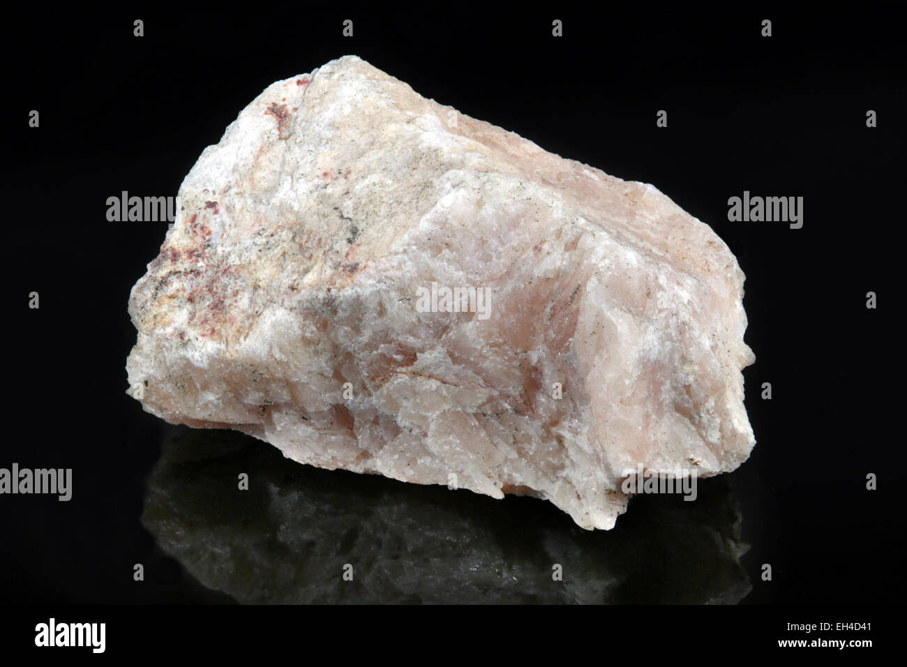 Alunite, Aluminiumerz (hydriertes Aluminium Kaliumsulfat Mineral), Probe Stockfoto