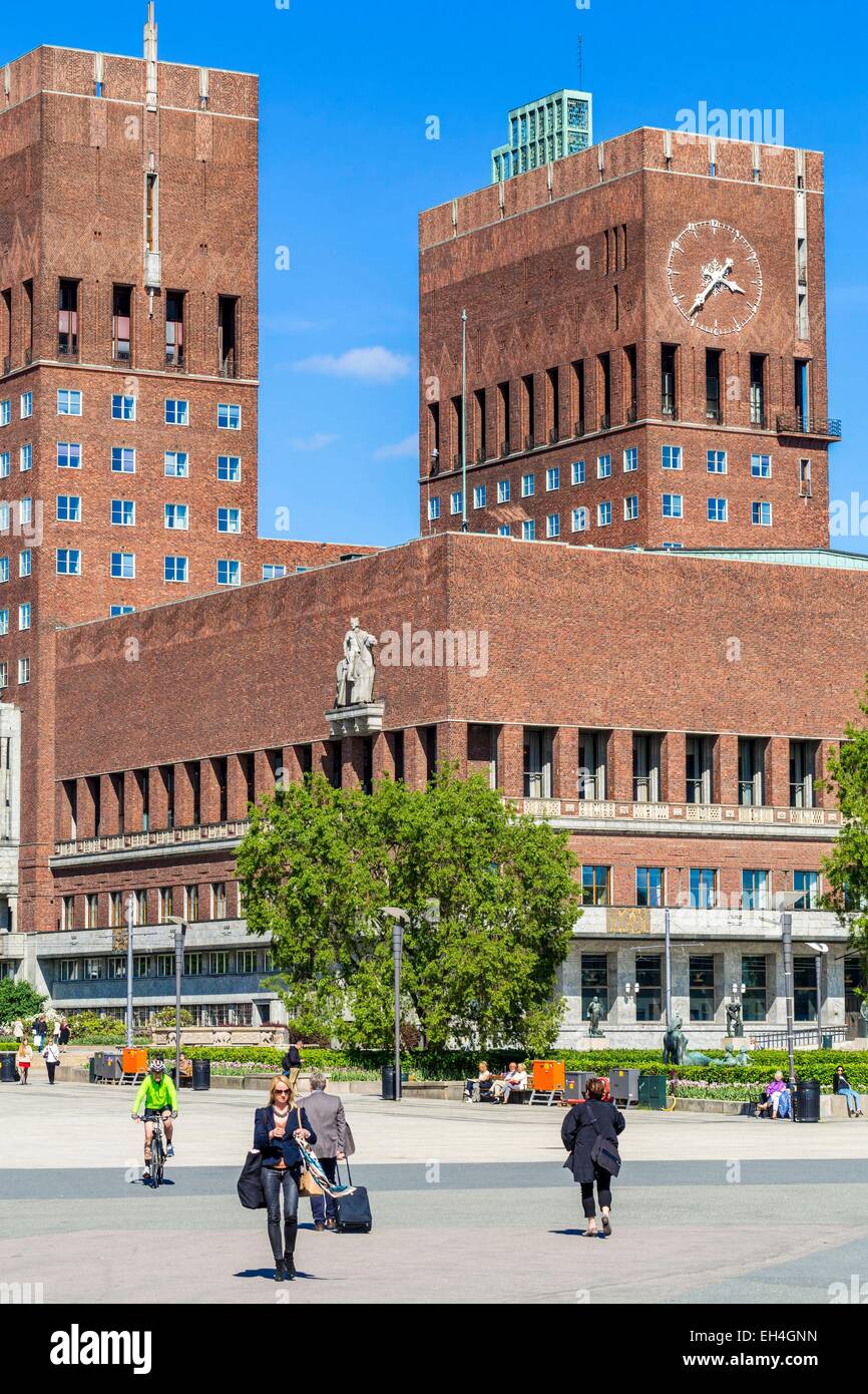 Entworfen von den architekten arnstein arneberg und magnus poulsson