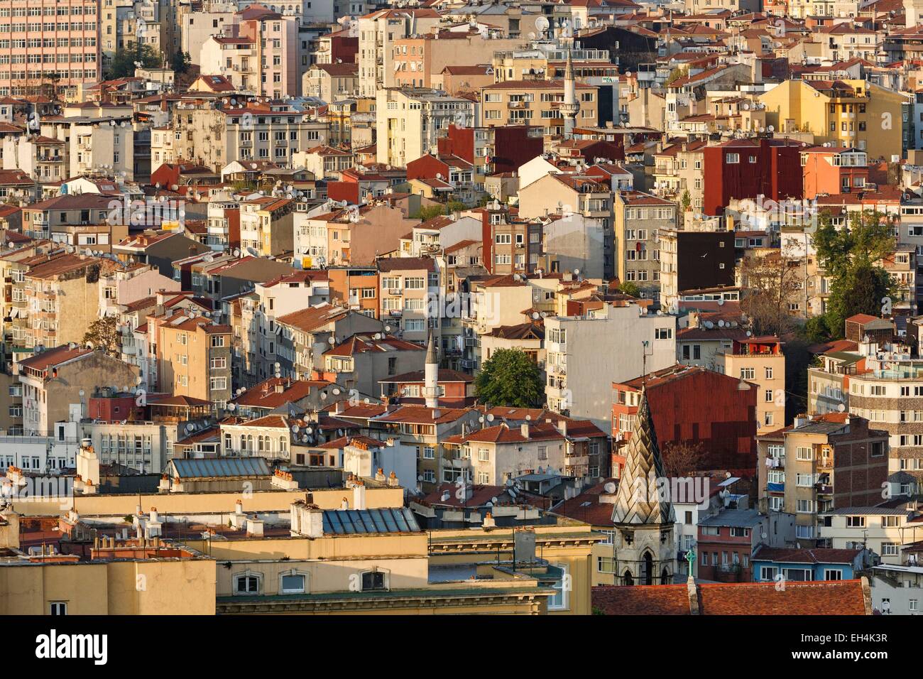 Türkei, Istanbul, Beyoglu, Galata, Stadtlandschaft des Istanbuler Stadtteil bei Sonnenuntergang Stockfoto