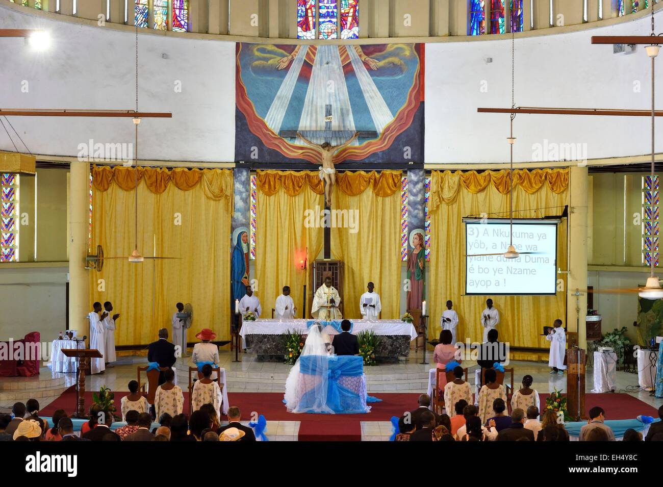 Gabun, Libreville, Dom St. Marien, Hochzeit Zeremonie Stockfoto