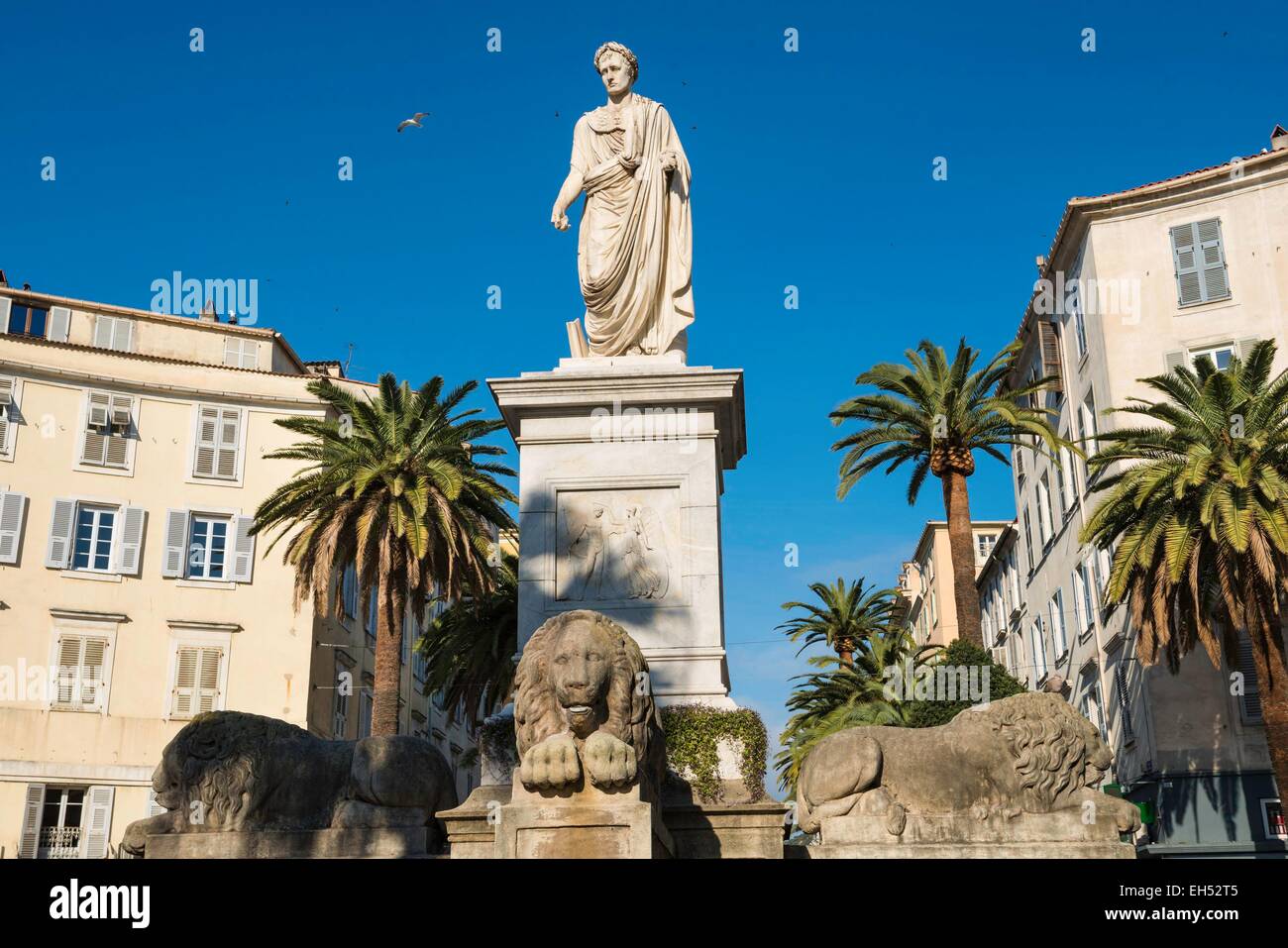 Frankreich, Corse du Sud, Ajaccio, quadratische Foch Napoleon Bonaparte statue Stockfoto