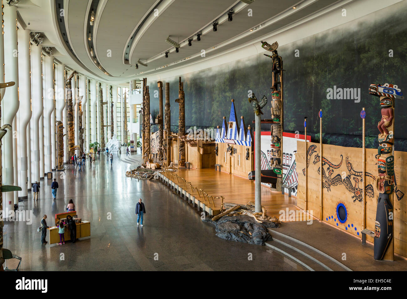 Eine große innere Ausstellung Hall in das Museum of Civilization in Rumpf, Quebec, Kanada. Stockfoto