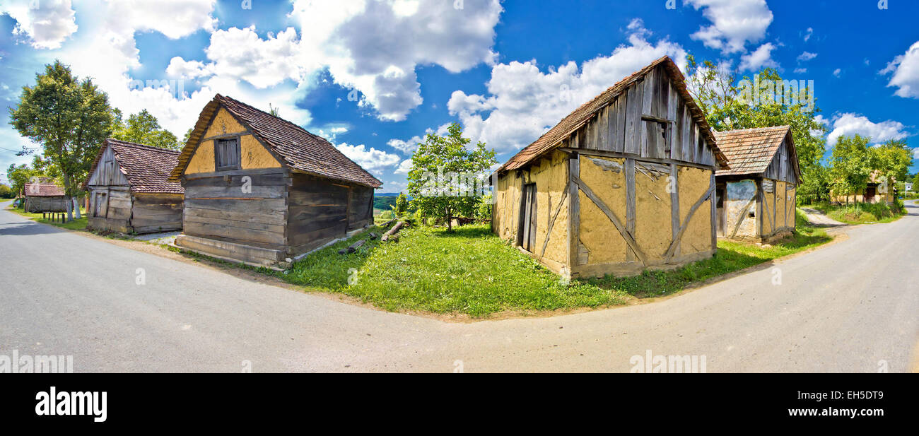 Ländliches Dorf historischer Architektur in Kroatien, Prigorje Region, Panoramablick Stockfoto