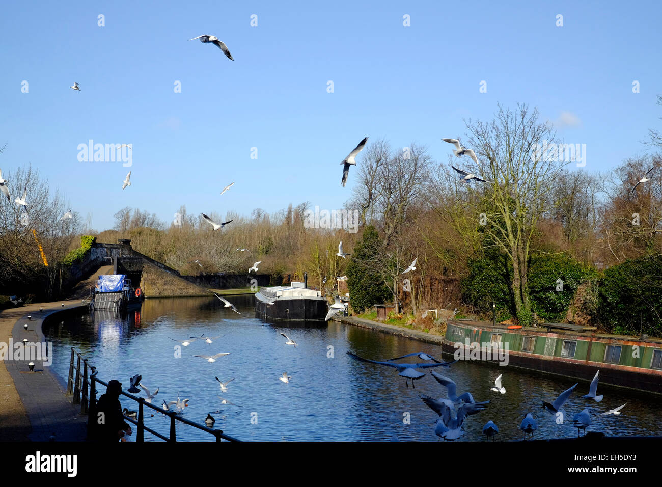 Einen Überblick über die Paddington Kanal, London Stockfoto