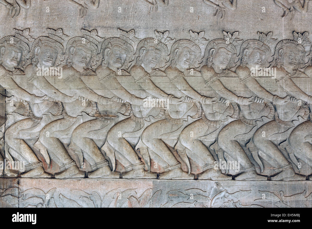 Sandstein Schnitzereien in an den Wänden von Angkor Wat in der Nähe von Siem Reap Kambodscha Stockfoto