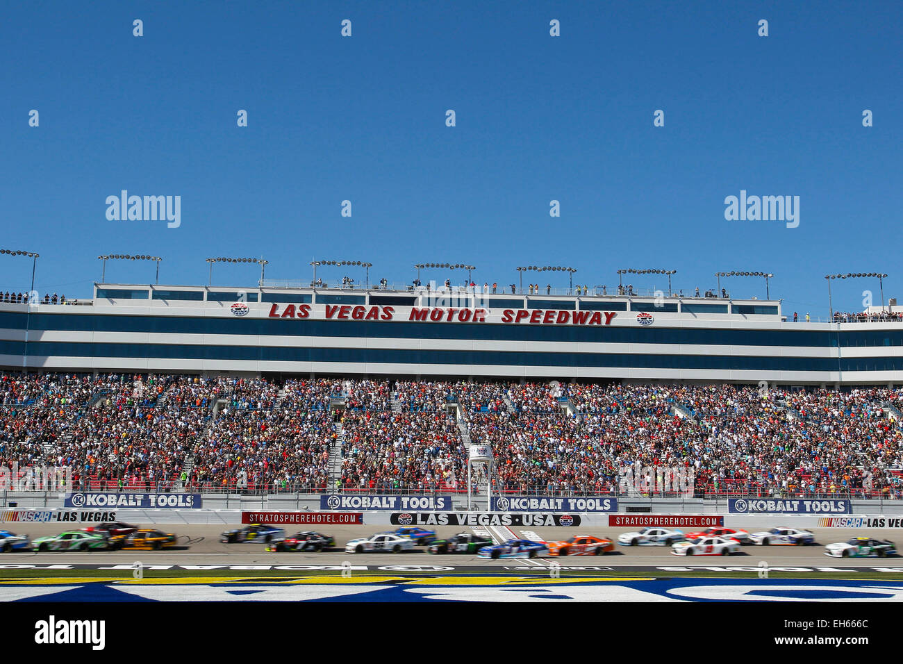Las Vegas, NV, USA. 7. März 2015. Die NASCAR Xfinity Series Teams nehmen an der Strecke für die Boyd Gaming-300 auf dem Las Vegas Motor Speedway in Las Vegas, NV. Bildnachweis: Csm/Alamy Live-Nachrichten Stockfoto