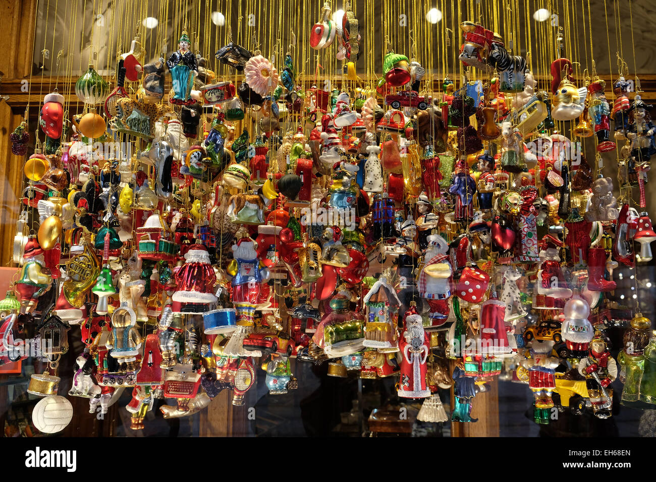 Weihnachts-Deko-Shop in Graz, Steiermark, Österreich am 10. Januar 2015. Stockfoto