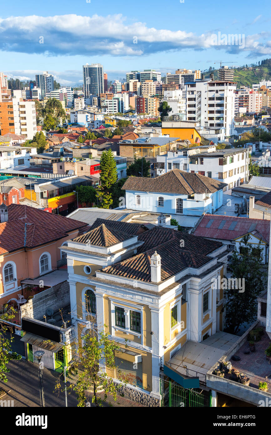 Blick auf La Mariscal Nachbarschaft von Quito, Ecuador Stockfoto
