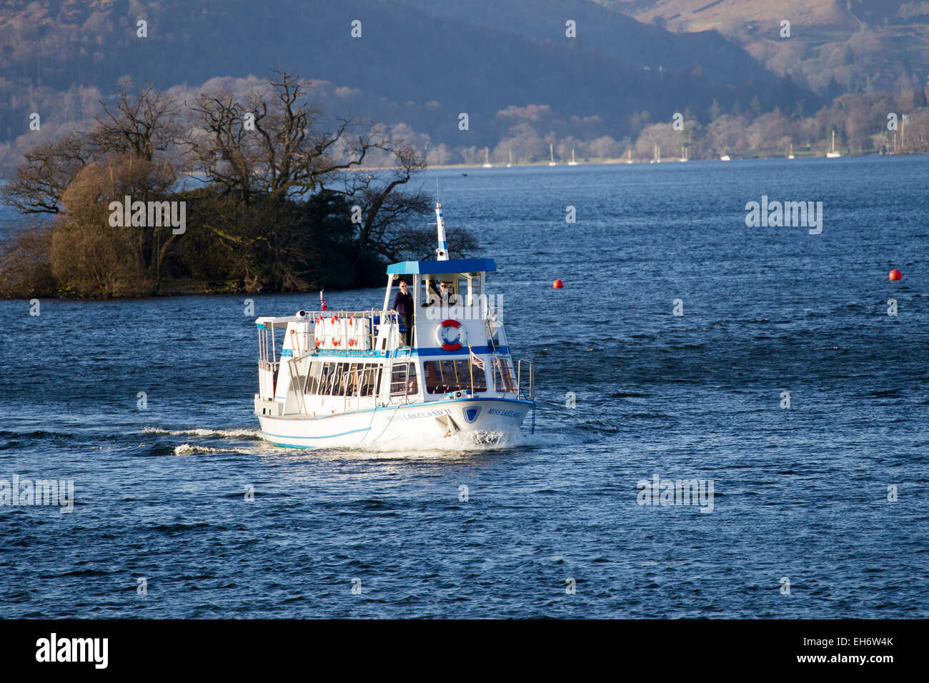 Lake Windermere, Cumbria, UK. 8. März 2015. UK-Wetter: Kalt und sonnigen Nachmittag in Cumbria. Bildnachweis: Gordon Shoosmith/Alamy Live-Nachrichten Stockfoto