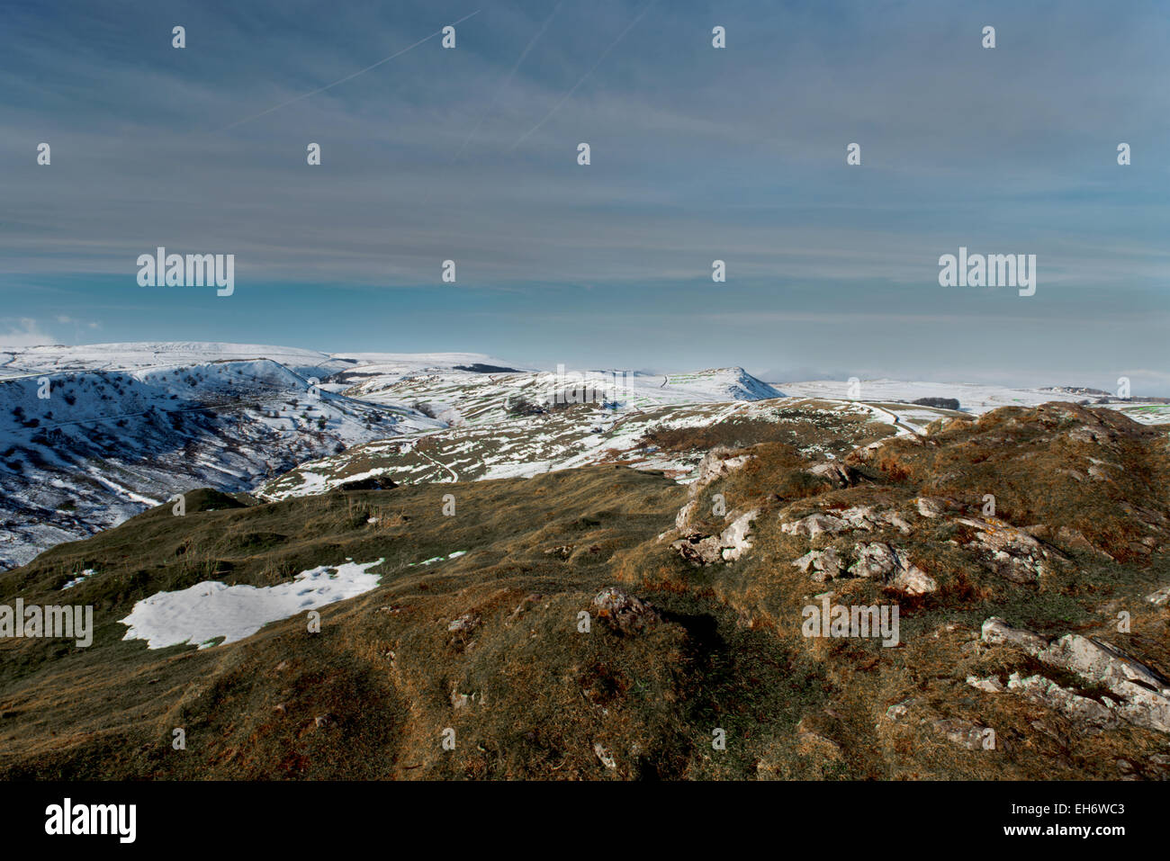 Chrome Hill und Ansichten von Hollins Hügel im Winter, oberen Dove Valley, Peak District National Park, Derbyshire, England, Uk, GB Stockfoto