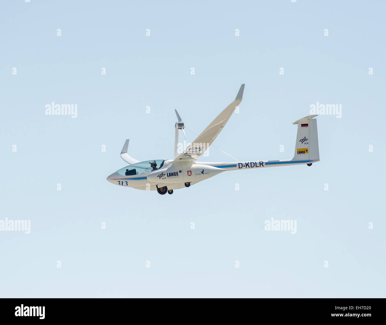 Antares DLR-H2-Brennstoffzellen angetriebene Flugzeug im Flug. Erste bemannte Flugzeug mit Brennstoffzellen betrieben. Stockfoto