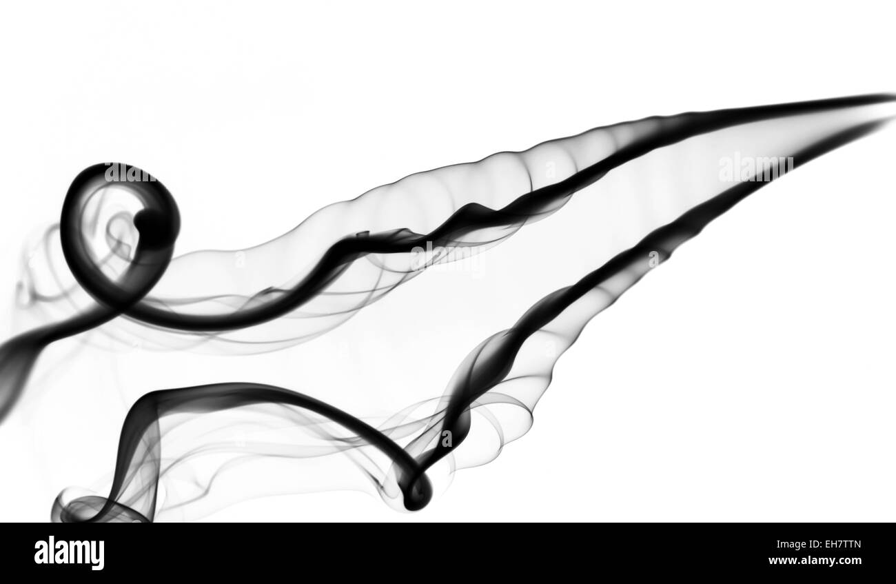 Rauch: schwarzer Rauch Abstraktion auf weißem Hintergrund. Stockfoto
