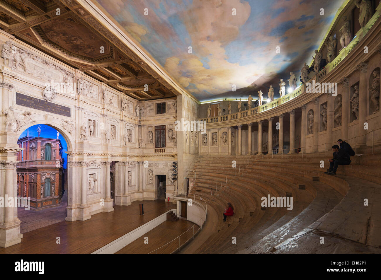 Teatro Olimpico, Theater entwarf Andrea Palladio, UNESCO-Weltkulturerbe, Vicenza, Venetien, Italien, Europa Stockfoto