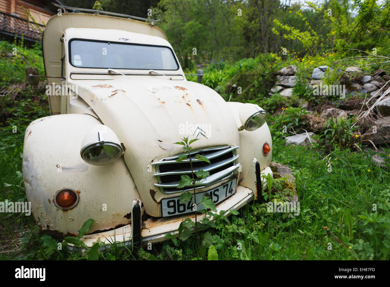 Europa, Frankreich, Haute Savoie, Rhône-Alpes, aufgegeben, Citroen, Stockfoto