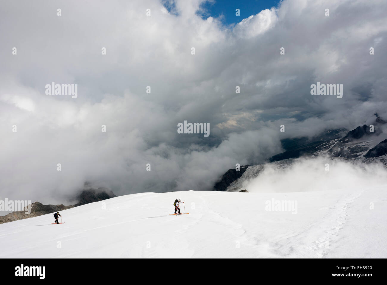 Europa, Frankreich, Haute Savoie, Rhone Alpes, das Tal von Chamonix, Gouter Nordgrat auf den Mont Blanc, Skitouren Stockfoto