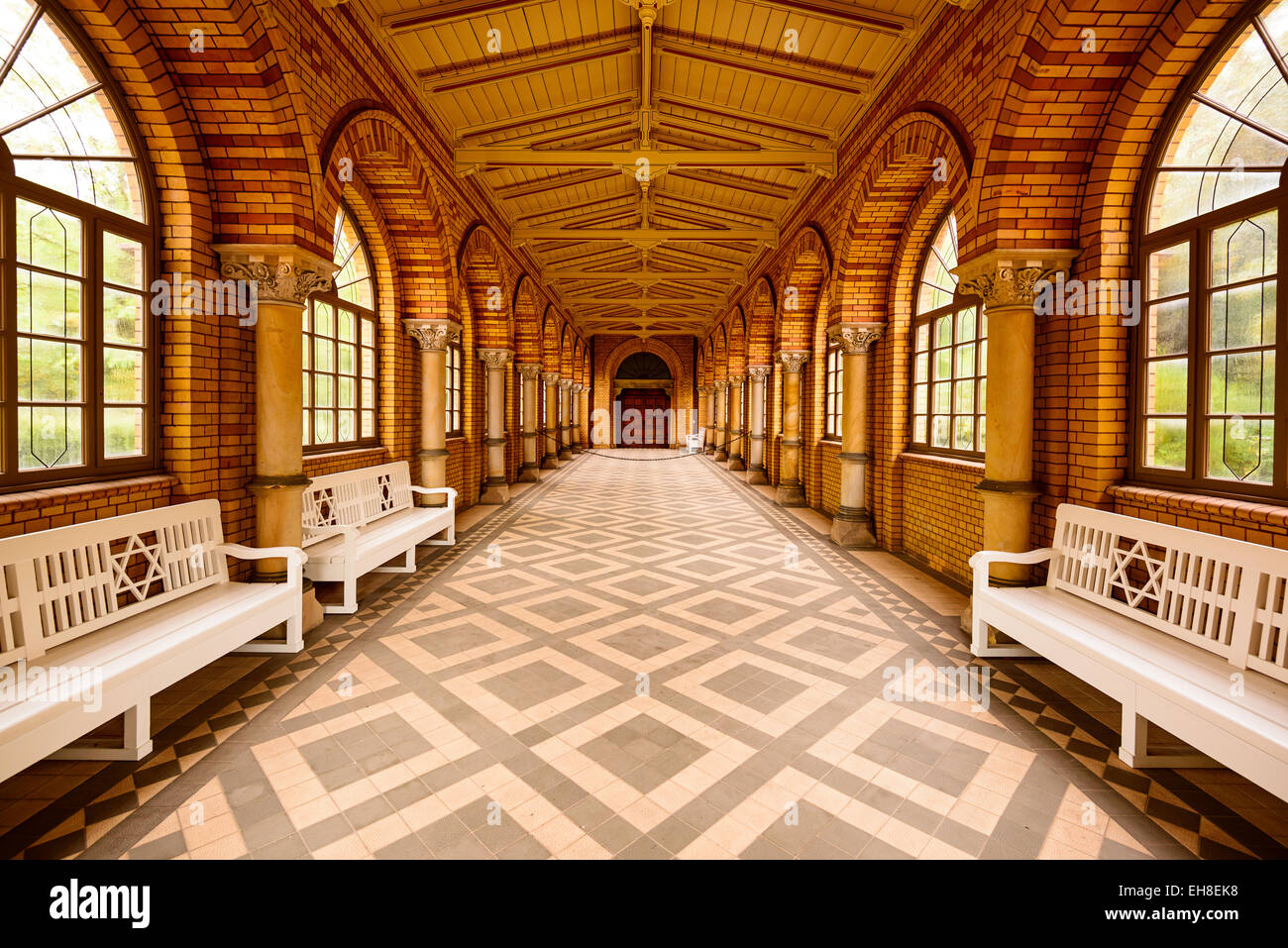 Berlin, Deutschland bei der Weissensee jüdischen Friedhof Empfangsgebäude in Weissensee Nachbarschaft. Stockfoto