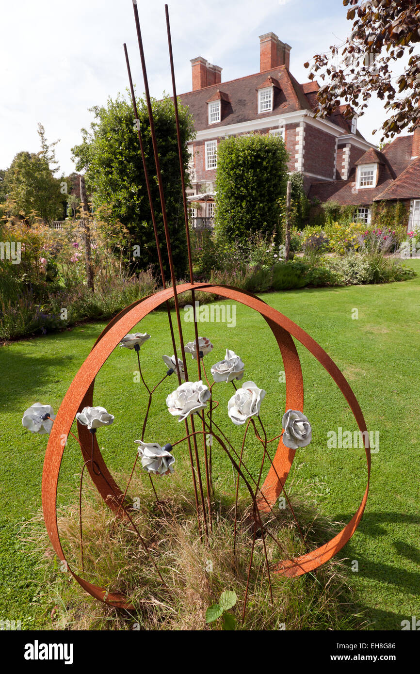 Ein Blick auf die Secret Gardens in der Anrede, Sandwich, Kent. Stockfoto