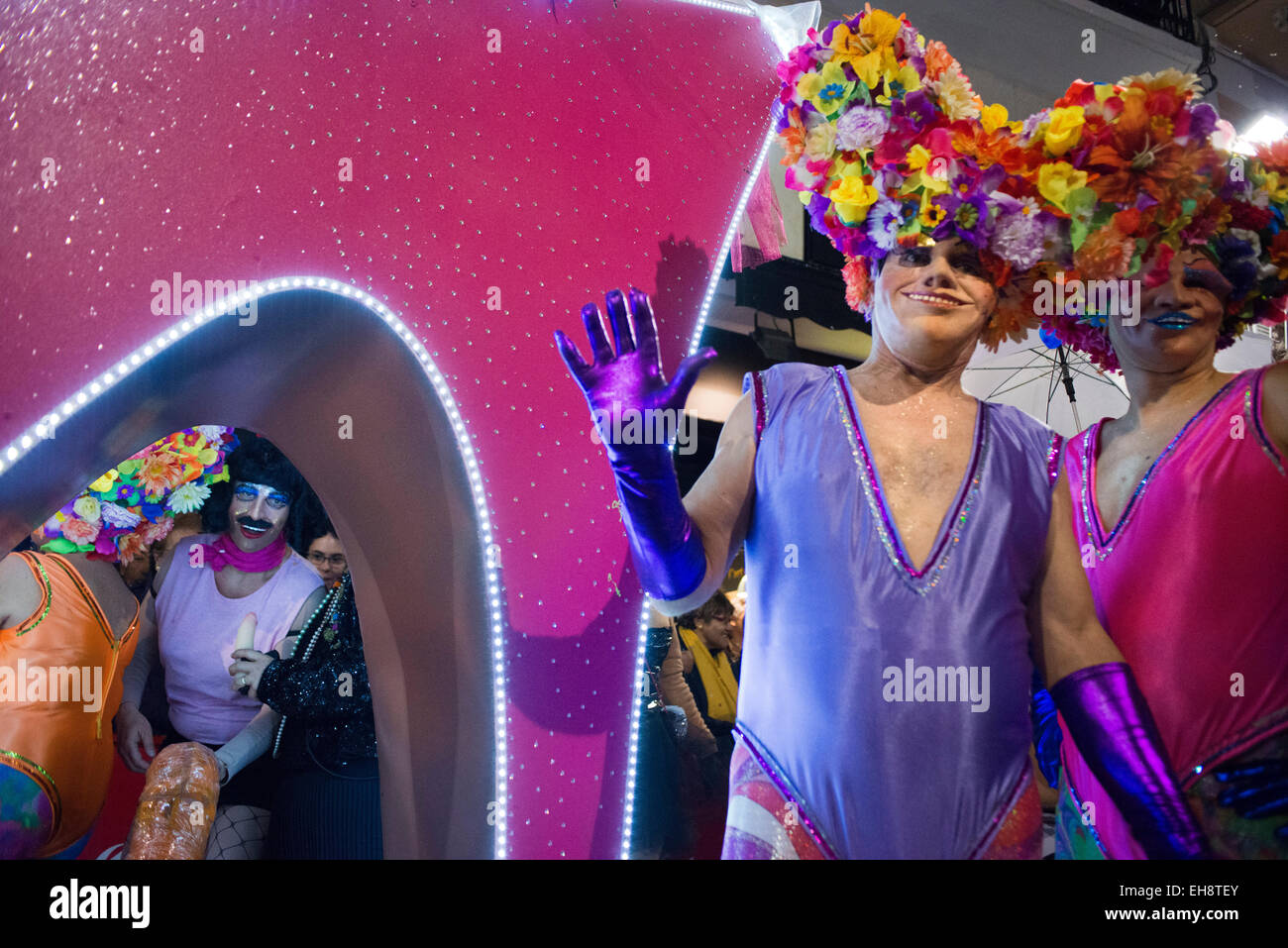 Sitges Karneval 2015.  Der Karneval in Sitges ist bekannt als einer der größten in Spanien. Dieses Jahr findet der Karneval von Fe Stockfoto