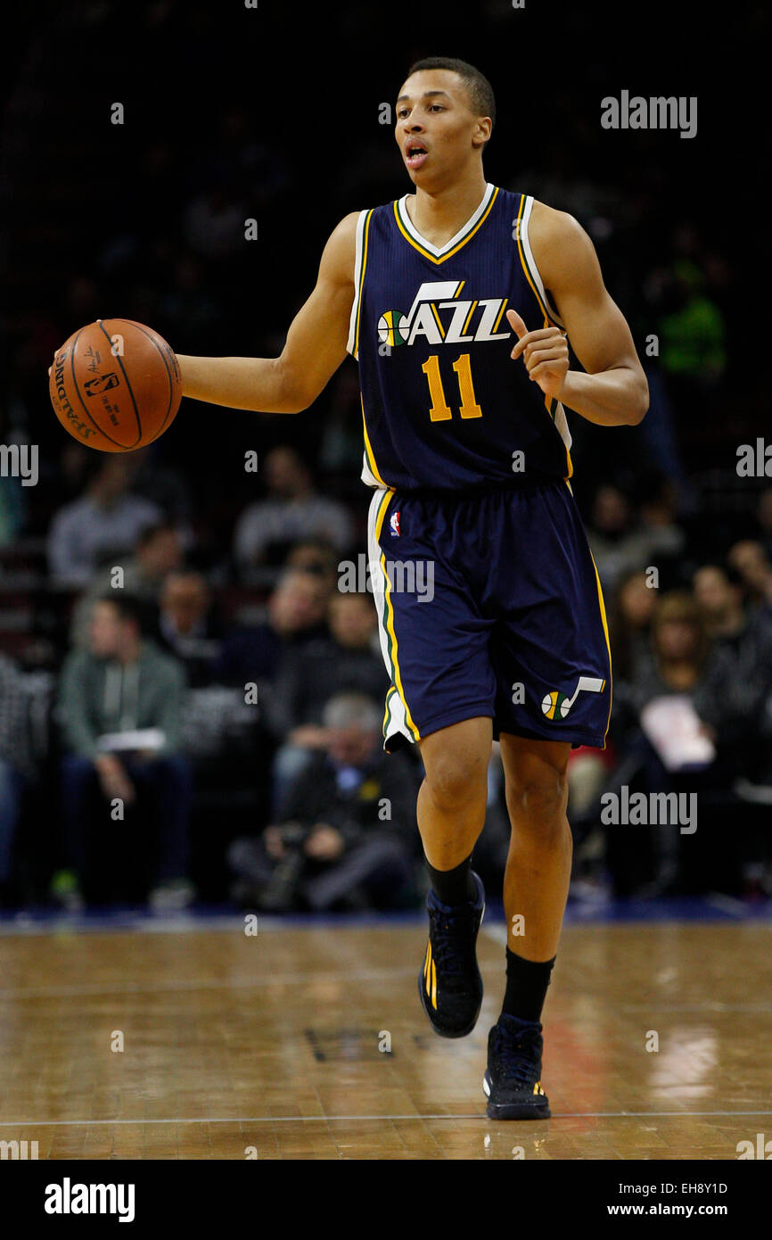 6. März 2015: Utah Jazz guard Dante Exum (11) in Aktion während der NBA-Spiel zwischen den Utah Jazz und die Philadelphia 76ers im Wells Fargo Center in Philadelphia, Pennsylvania. Die Utah Jazz gewann 89-83. Stockfoto