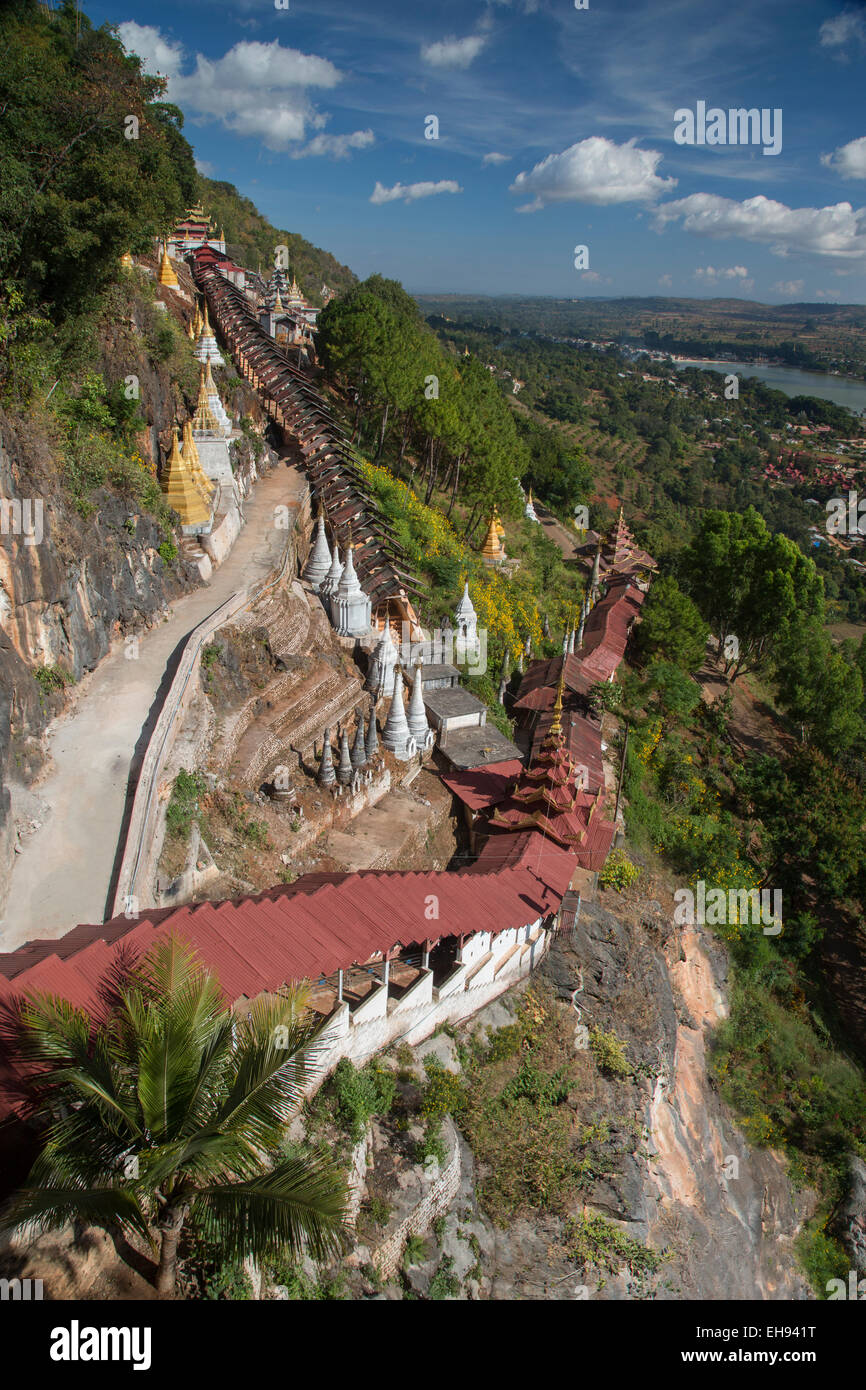 Terrassen von Pindaya Höhlen, Myanmar Stockfoto