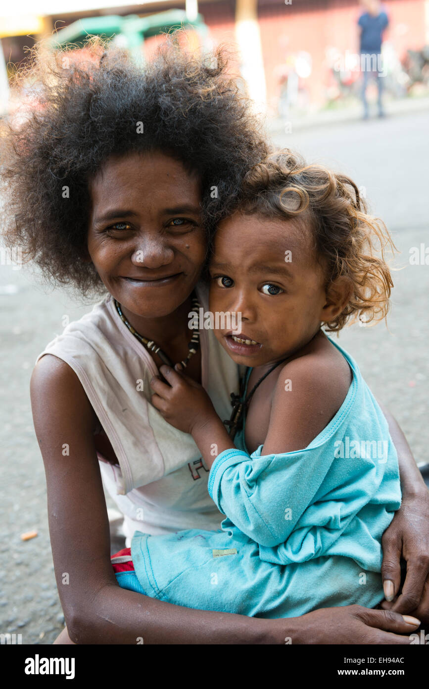 Die Ati-Menschen sind die ursprünglichen Stammes-Leute leben auf der Insel Panay, Philippinen. Stockfoto