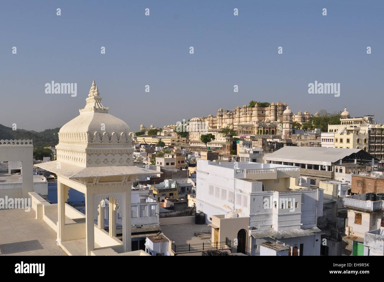 Udaipur Stadtschloss am Pichola-See, Udaipur, Rajasthan, Indien Stockfoto