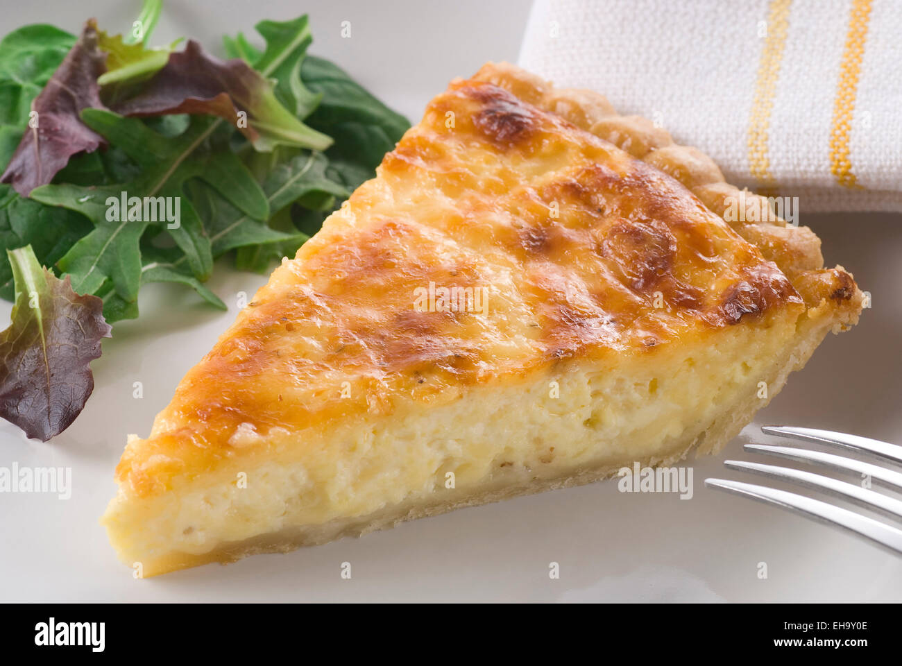 Ein Stück Käsekuchen. Stockfoto