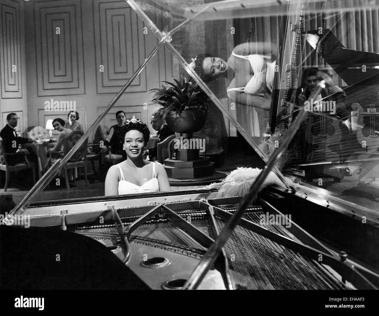 Hazel Scott, am Set des Films "Rhapsody in Blue", 1945 Stockfoto