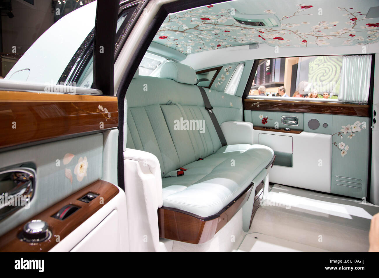 Rolls Royce Phantom Gelassenheit Interieur auf dem Genfer Autosalon 2015  Stockfotografie - Alamy