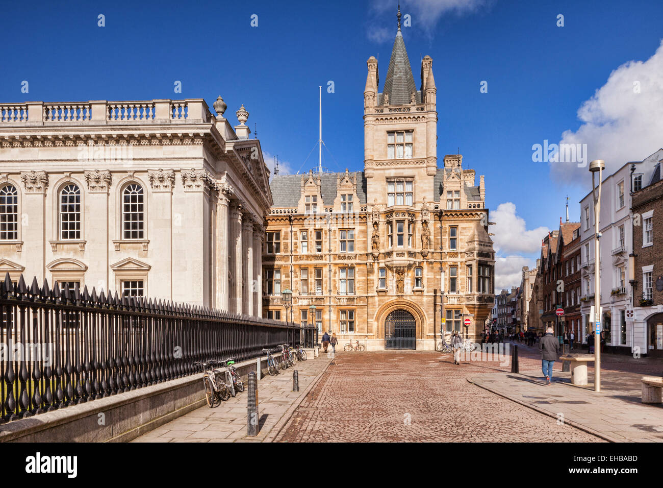Der Senat-Haus und Gonville und Caius College in Cambridge, von des Königs-Parade Stockfoto