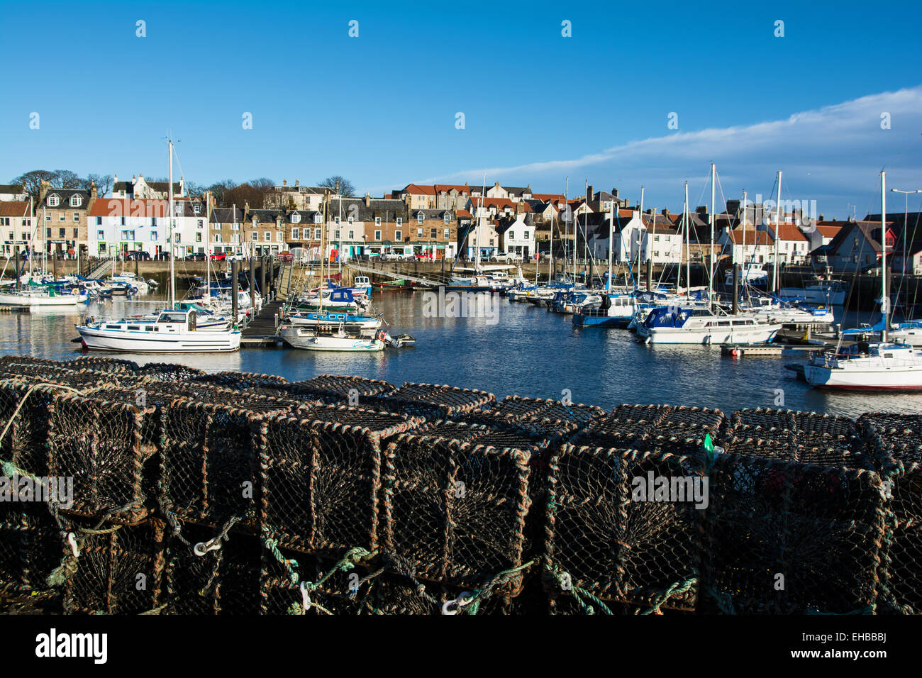 Creel Töpfe in Anstruther Harbor, Fife, Schottland Stockfoto