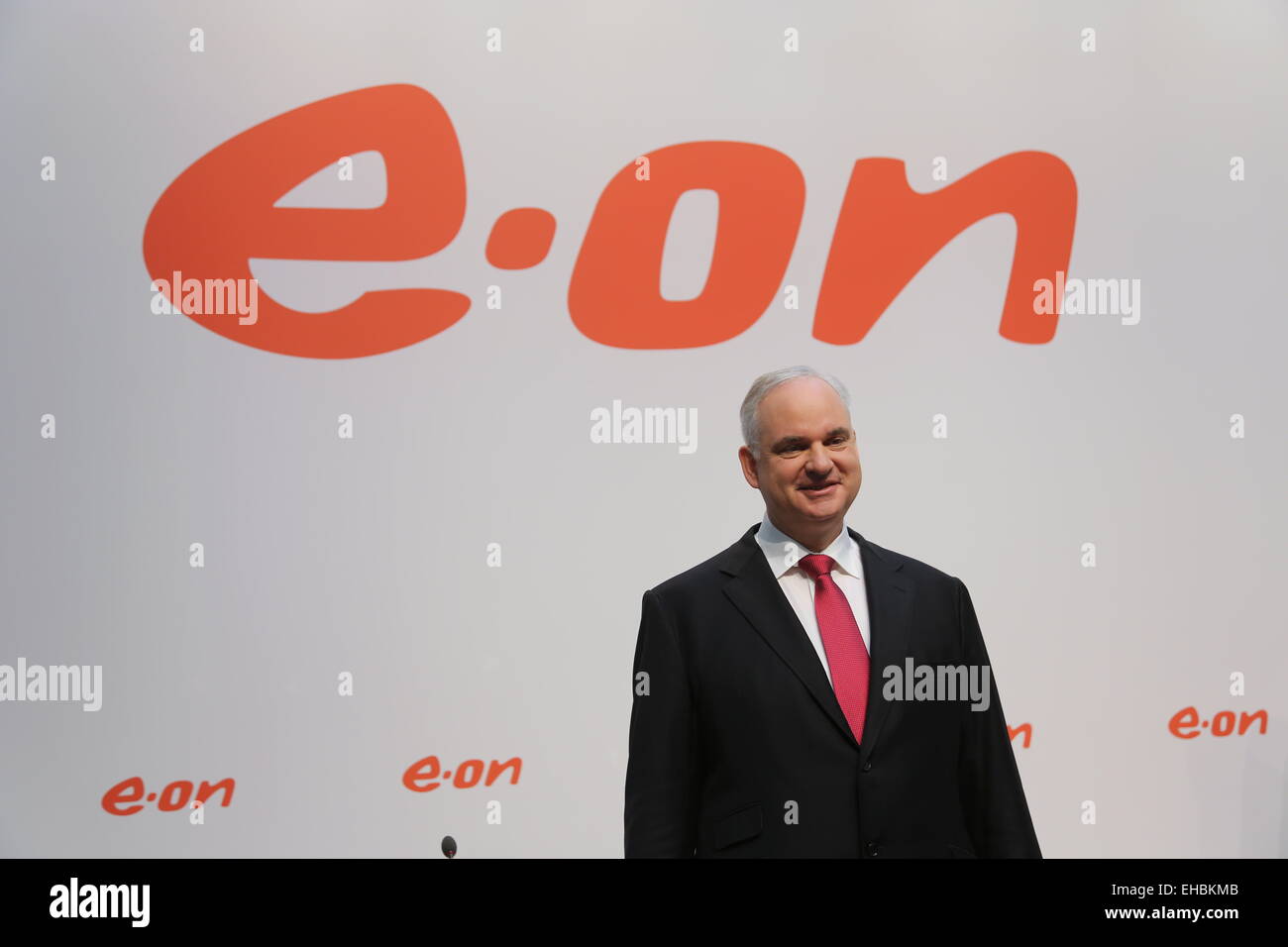 Düsseldorf, Deutschland. 11. März 2015. Johannes Teyssen, Vorstandsvorsitzender der EON AG, Jahrespressekonferenz, Düsseldorf, 11.03.2015. Bildnachweis: Jürgen Schwarz/Alamy Live-Nachrichten Stockfoto