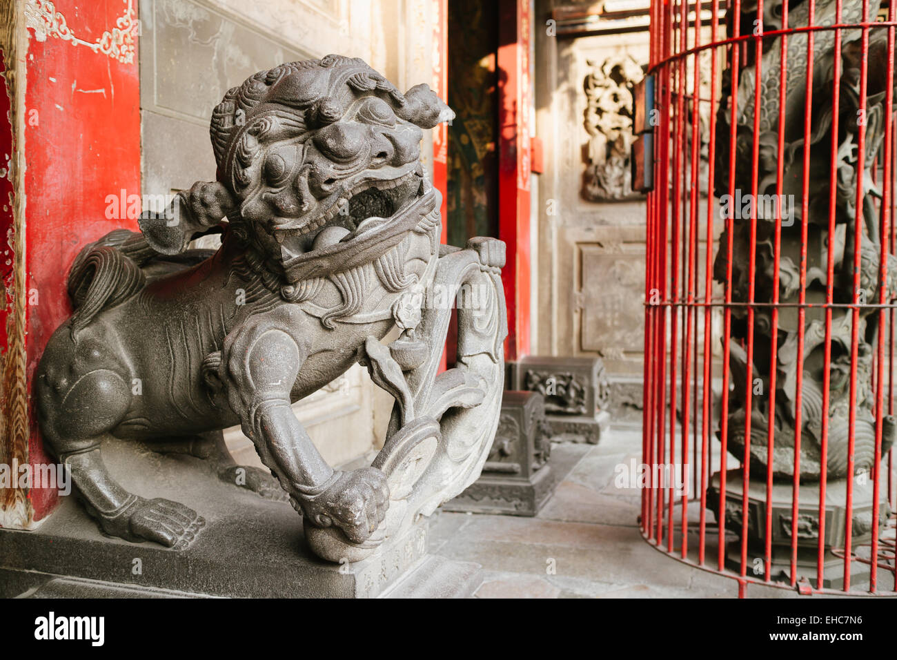 chinesische Löwenstatue Stockfoto